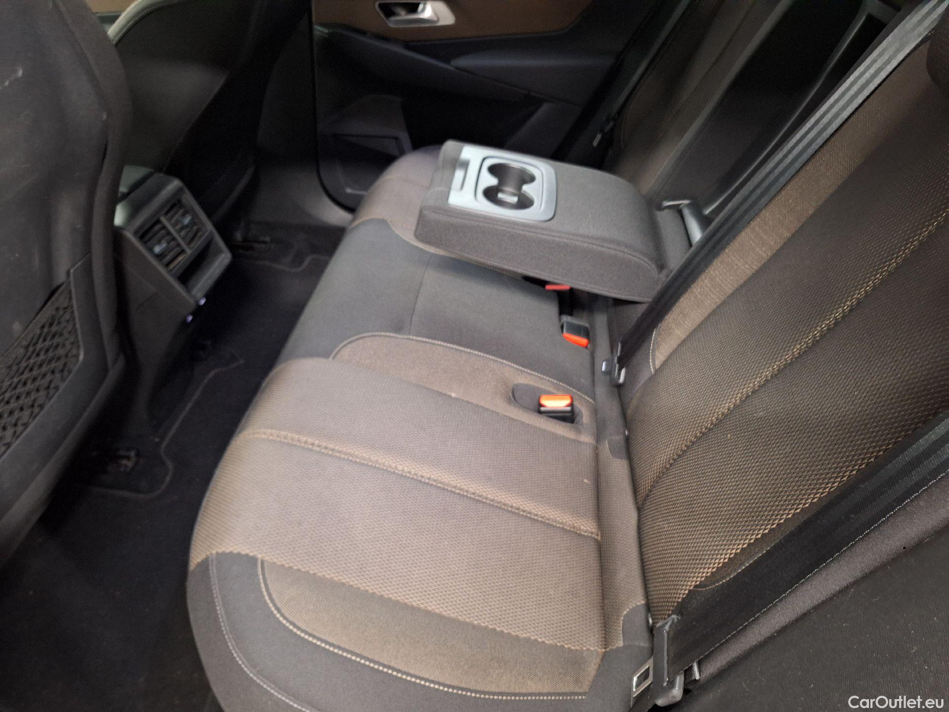  DS  DS7 DS,  CB '17 PHEV, DS 7 Crossback E-Tense Bastille + 5d #8