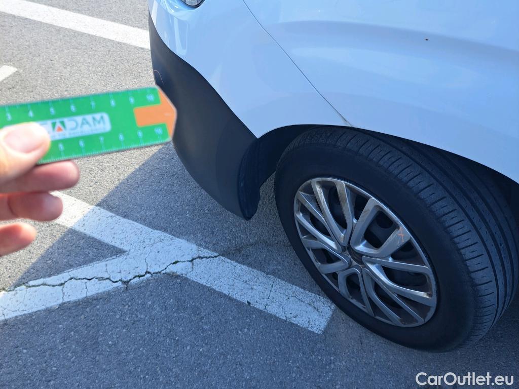  Citroen  Berlingo  Combi Live Pack XL 1.5 BlueHDi 100CV MT6 E6d #39