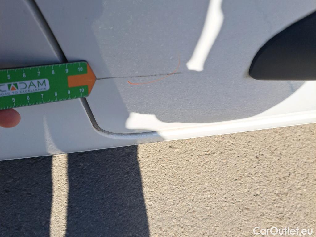  Citroen  Berlingo  Combi Live Pack XL 1.5 BlueHDi 100CV MT6 E6d #17