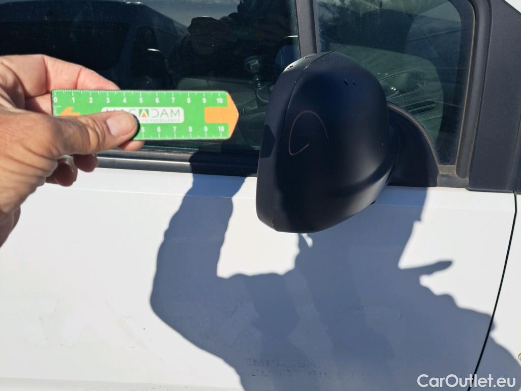  Citroen  Berlingo  Combi Live Pack XL 1.5 BlueHDi 100CV MT6 E6d #47