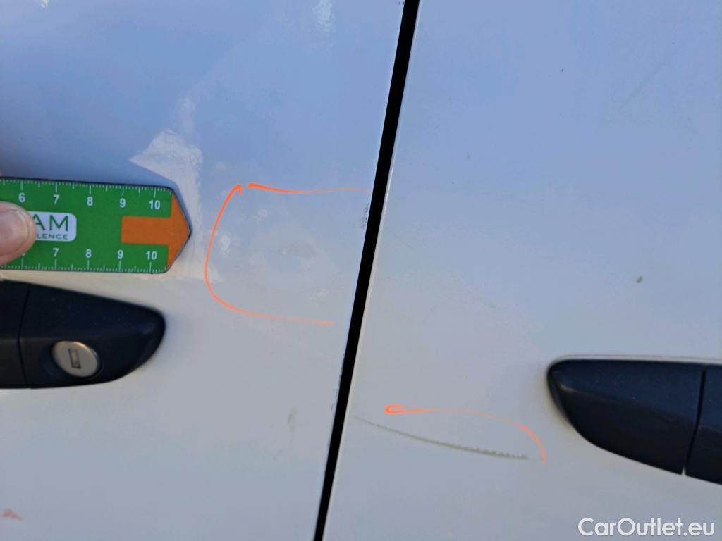  Citroen  Berlingo  Combi Live Pack XL 1.5 BlueHDi 100CV MT6 E6d #46