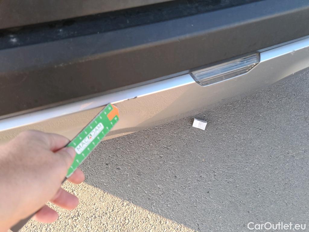  KIA  Sportage KIA  / 2022 / 5P / todoterreno 1.6 T-GDi 110kW (150CV) Concept 4x2 #26