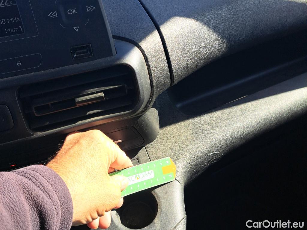  Citroen  Berlingo  Combi Live Pack XL 1.5 BlueHDi 100CV MT6 E6d #23