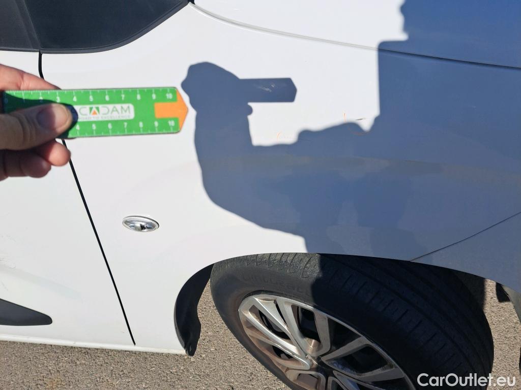  Citroen  Berlingo  Combi Live Pack XL 1.5 BlueHDi 100CV MT6 E6d #27