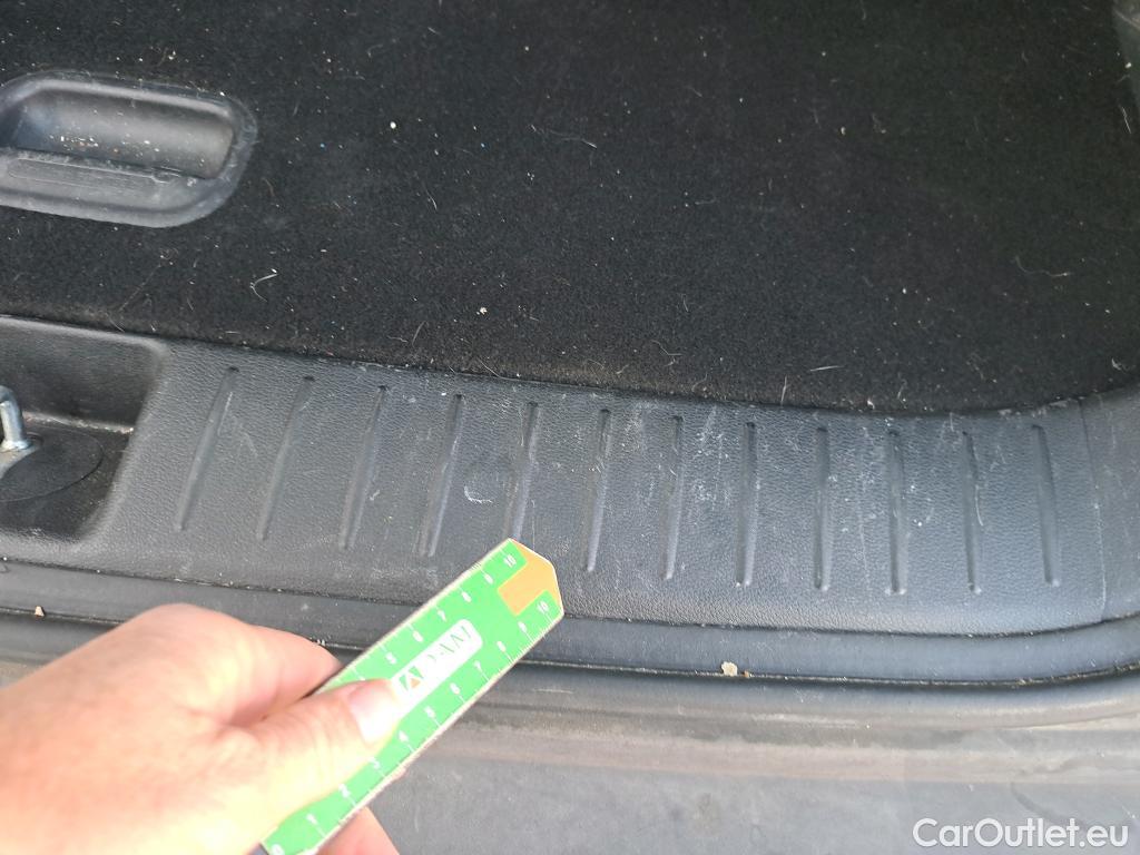  KIA  Sportage KIA  / 2022 / 5P / todoterreno 1.6 T-GDi 110kW (150CV) Concept 4x2 #46