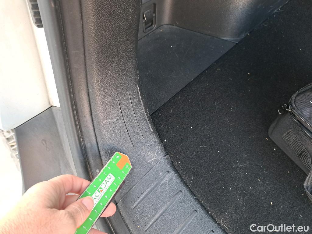  KIA  Sportage KIA  / 2022 / 5P / todoterreno 1.6 T-GDi 110kW (150CV) Concept 4x2 #28