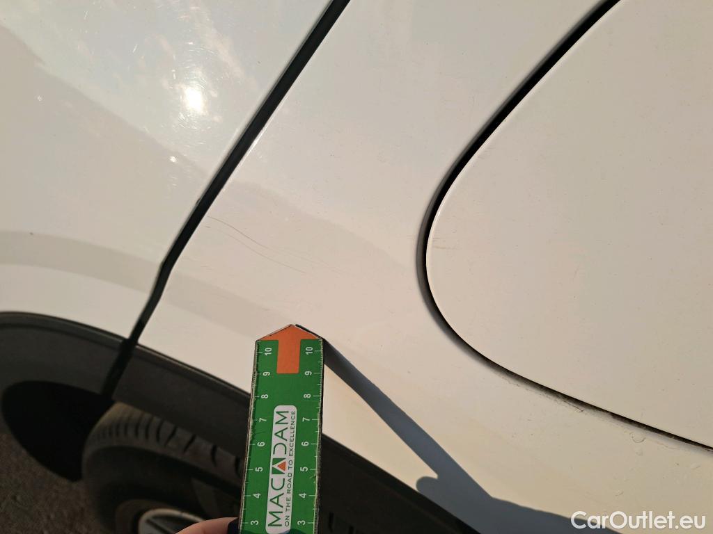  KIA  Sportage KIA  / 2022 / 5P / todoterreno 1.6 T-GDi 110kW (150CV) Concept 4x2 #8