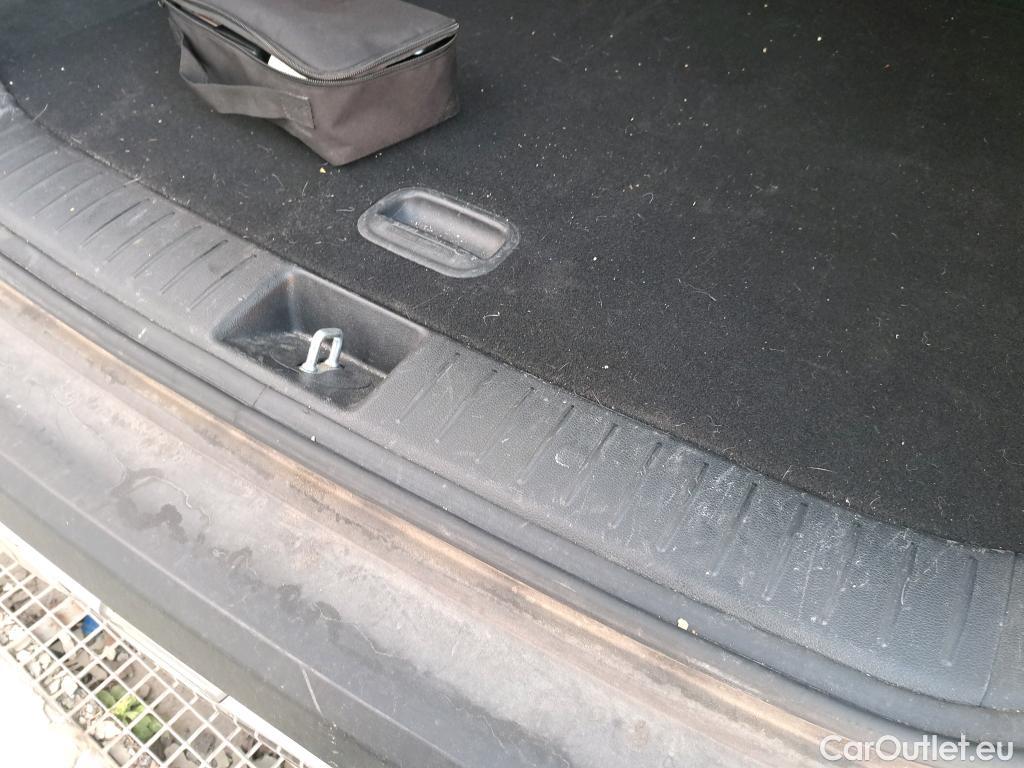  KIA  Sportage KIA  / 2022 / 5P / todoterreno 1.6 T-GDi 110kW (150CV) Concept 4x2 #45