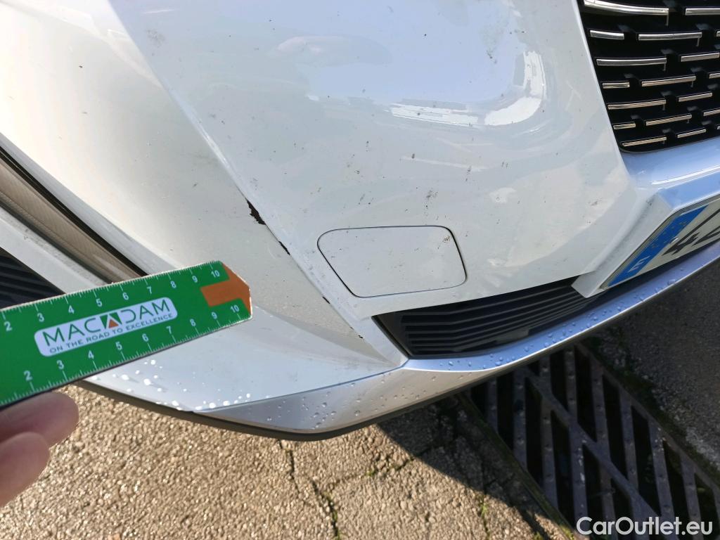  Peugeot  2008 PEUGEOT  / 2019 / 5P / todoterreno Allure BlueHDI 81kW (110CV) #12