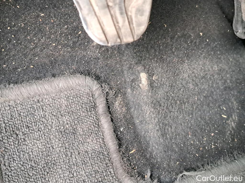  Renault  Captur RENAULT  / 2020 / 5P / todoterreno Fast Track TCe 140CV GPF Micro Híbrido #2