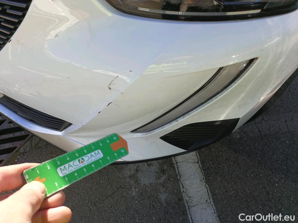  Peugeot  2008 PEUGEOT  / 2019 / 5P / todoterreno Allure BlueHDI 81kW (110CV) #13