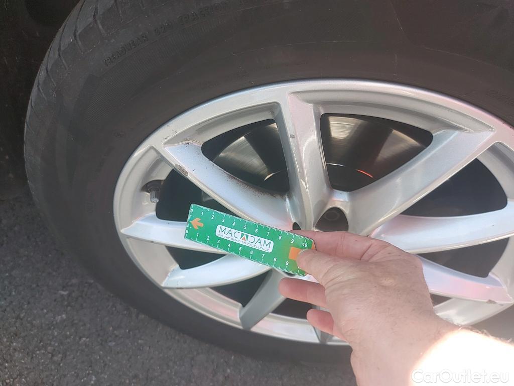  Bmw  X1 BMW  / 2019 / 5P / todoterreno sDrive18dA Corporate #18