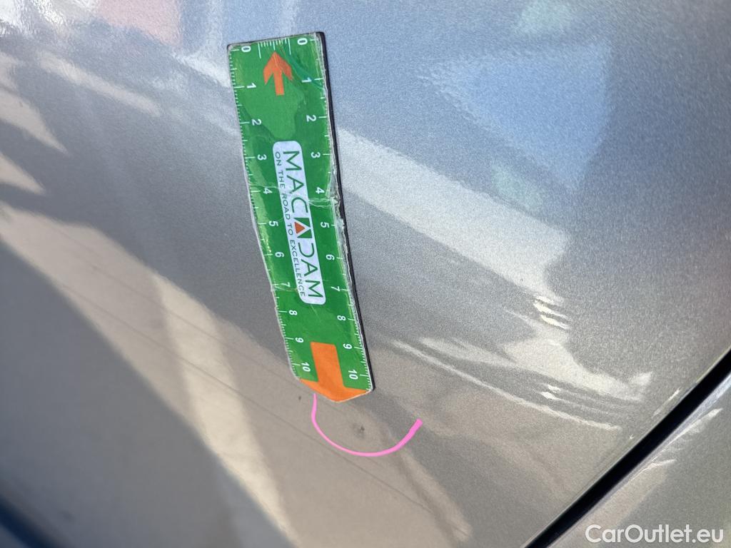  Peugeot  3008 PEUGEOT  / 2016 / 5P / todoterreno 1.5 BlueHDi 96kW (130CV) S&S Active (AC) #10