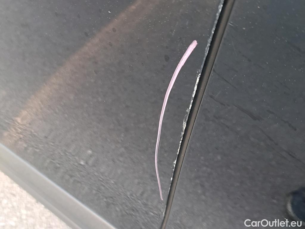  Peugeot  2008 PEUGEOT  / 2019 / 5P / todoterreno Active BlueHDI 81kW (110CV) #12