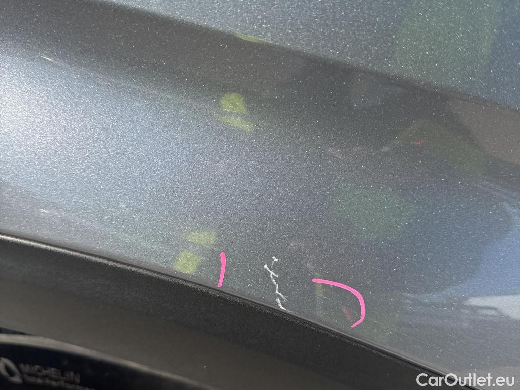  Peugeot  3008 PEUGEOT  / 2016 / 5P / todoterreno 1.5 BlueHDi 96kW (130CV) S&S Active (AC) #24