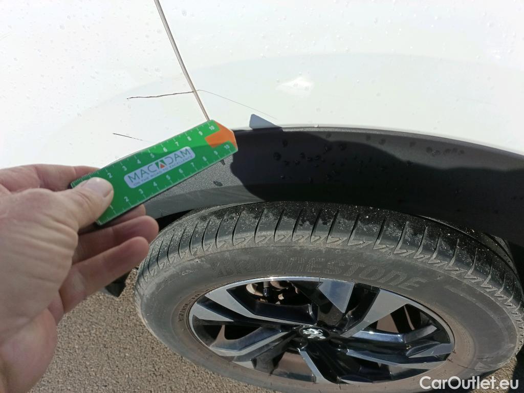  Peugeot  2008 PEUGEOT  / 2019 / 5P / todoterreno Allure BlueHDI 81kW (110CV) #5