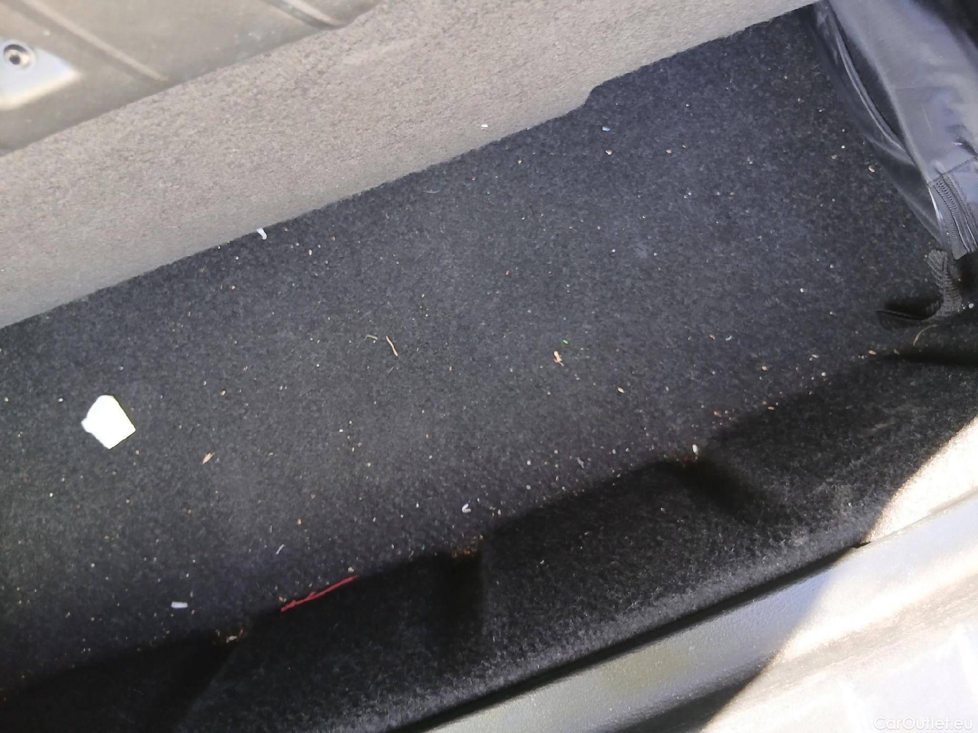  Bmw  X1 BMW  / 2019 / 5P / todoterreno sDrive18dA Corporate #2