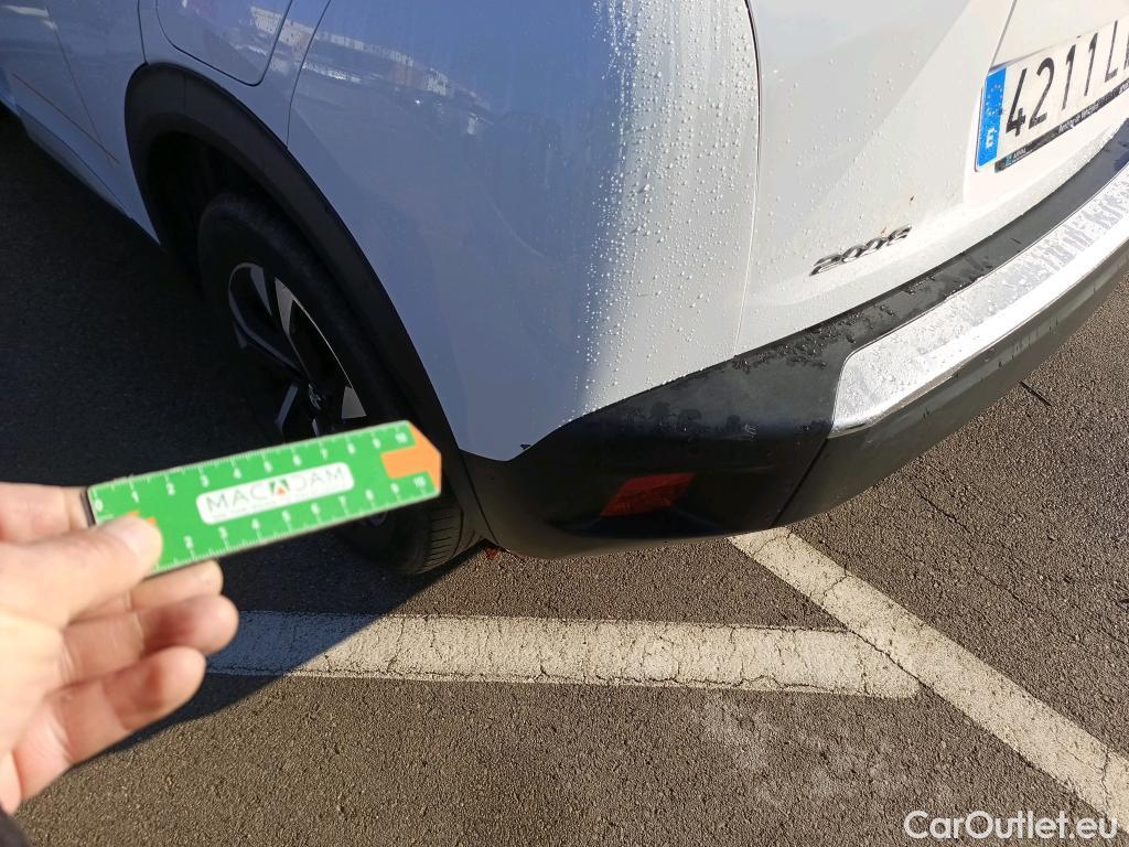  Peugeot  2008 PEUGEOT  / 2019 / 5P / todoterreno Allure BlueHDI 81kW (110CV) #14