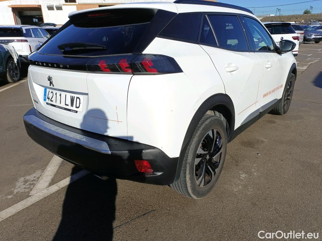  Peugeot  2008 PEUGEOT  / 2019 / 5P / todoterreno Allure BlueHDI 81kW (110CV) #3