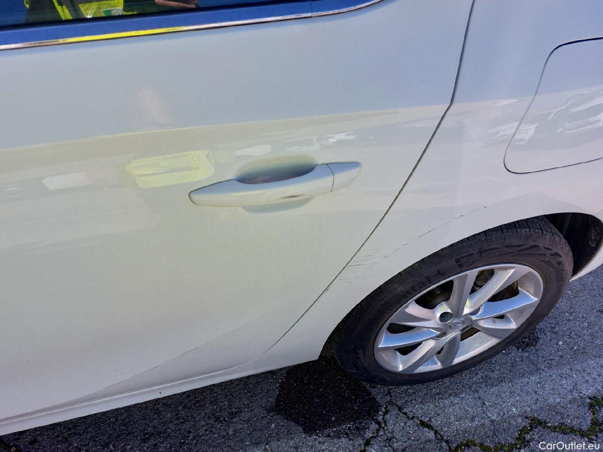  Opel  Corsa OPEL  1.2T XHL 74kW (100CV) Elegance #17