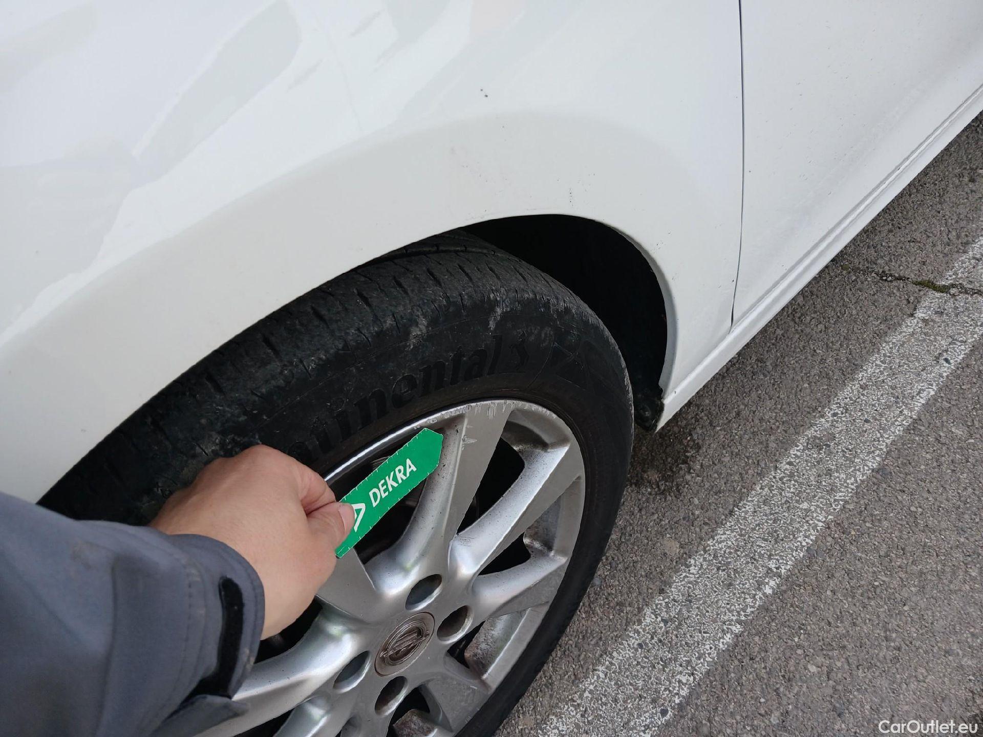  Opel  Corsa OPEL  / 2019 / 5P / berlina con portón 1.2T XHL 74kW (100CV) Edition (AC2) #1