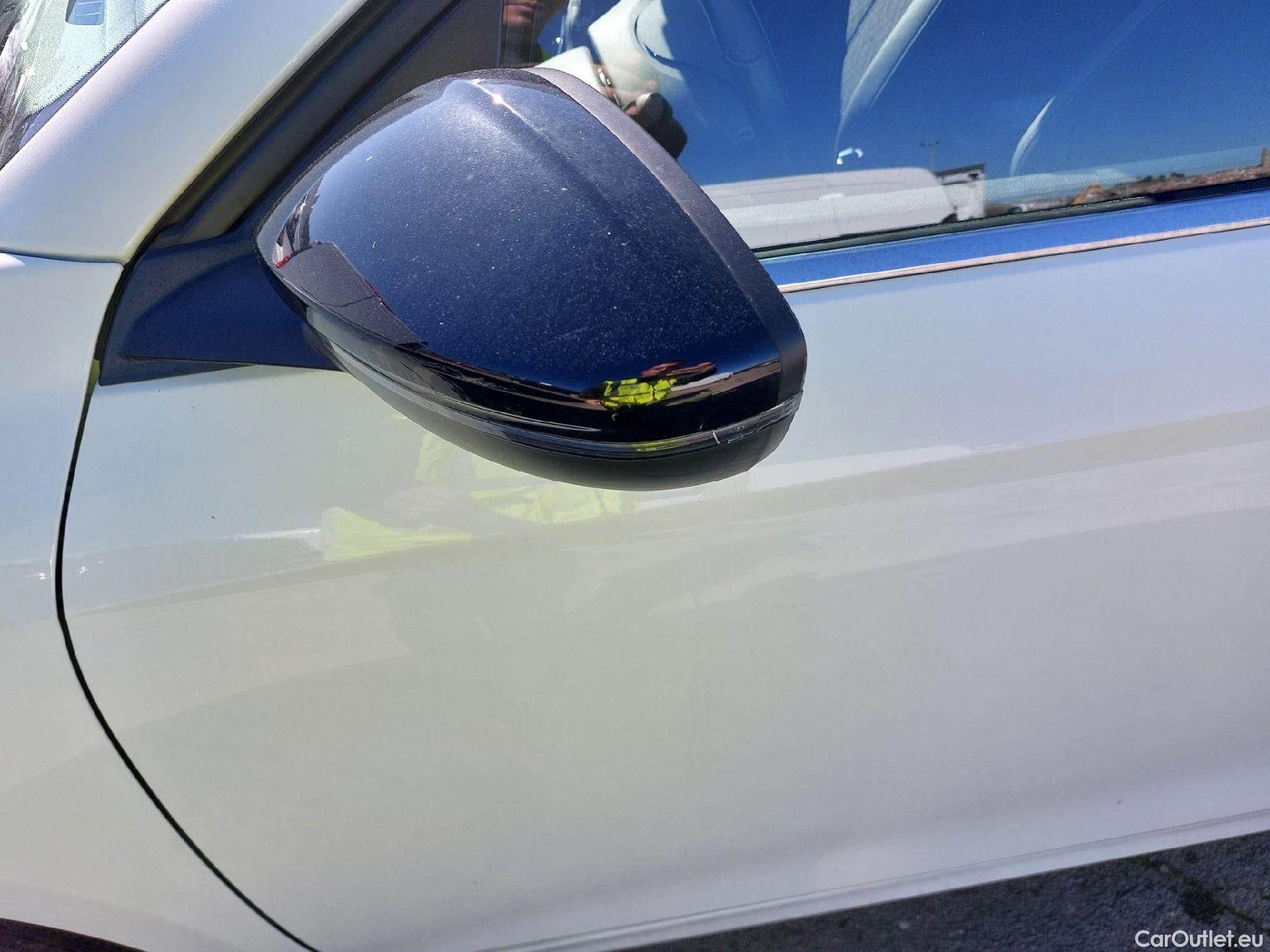  Opel  Corsa OPEL  1.2T XHL 74kW (100CV) Elegance #14