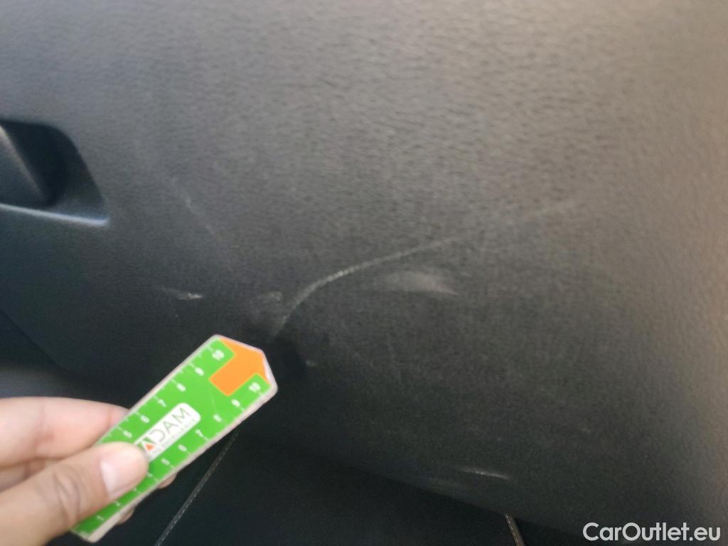  KIA  Sportage KIA  / 2022 / 5P / todoterreno 1.6 T-GDi MHEV 110kW (150CV) Drive 4x2 #23