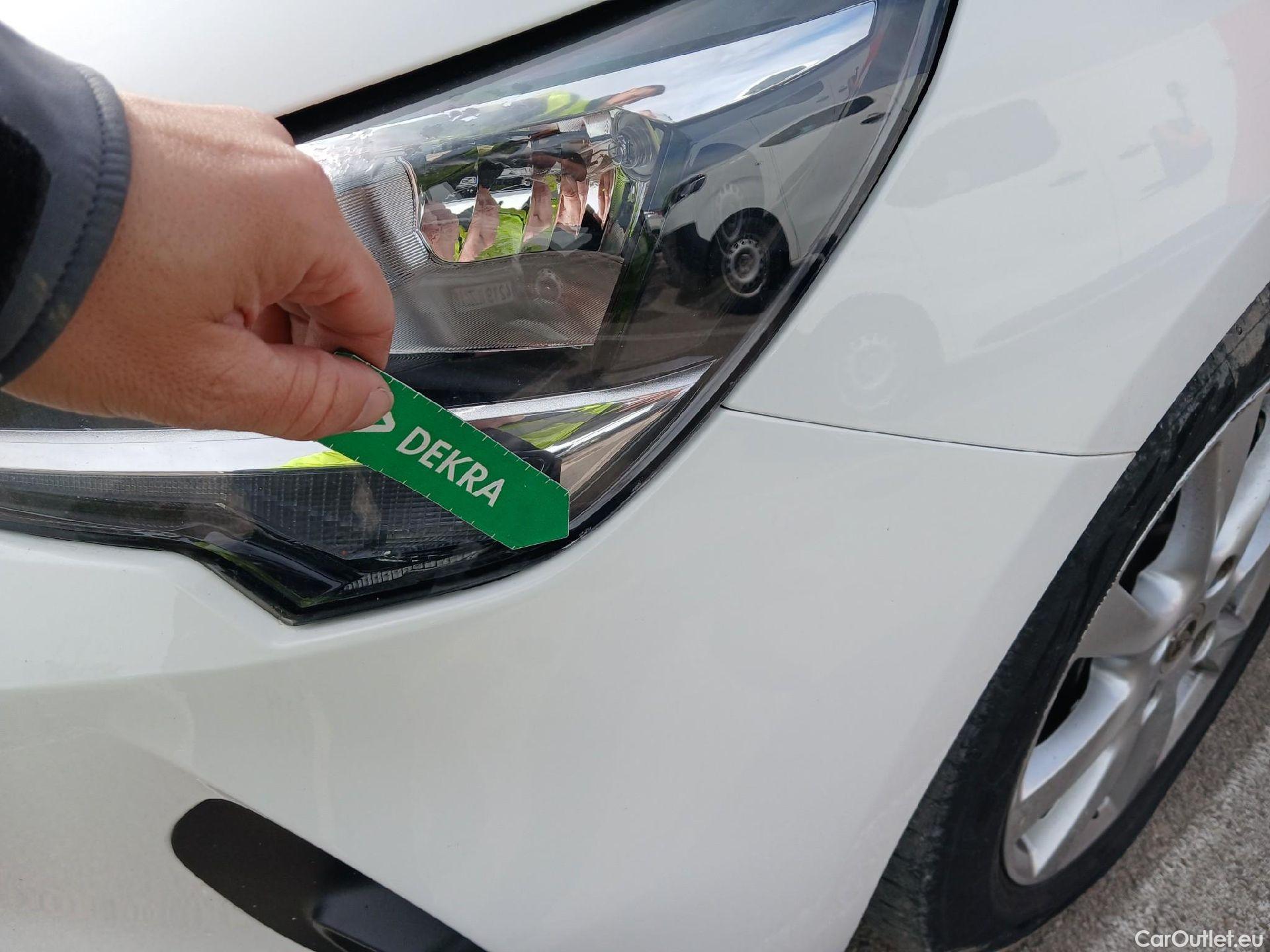  Opel  Corsa OPEL  / 2019 / 5P / berlina con portón 1.2T XHL 74kW (100CV) Edition (AC2) #8