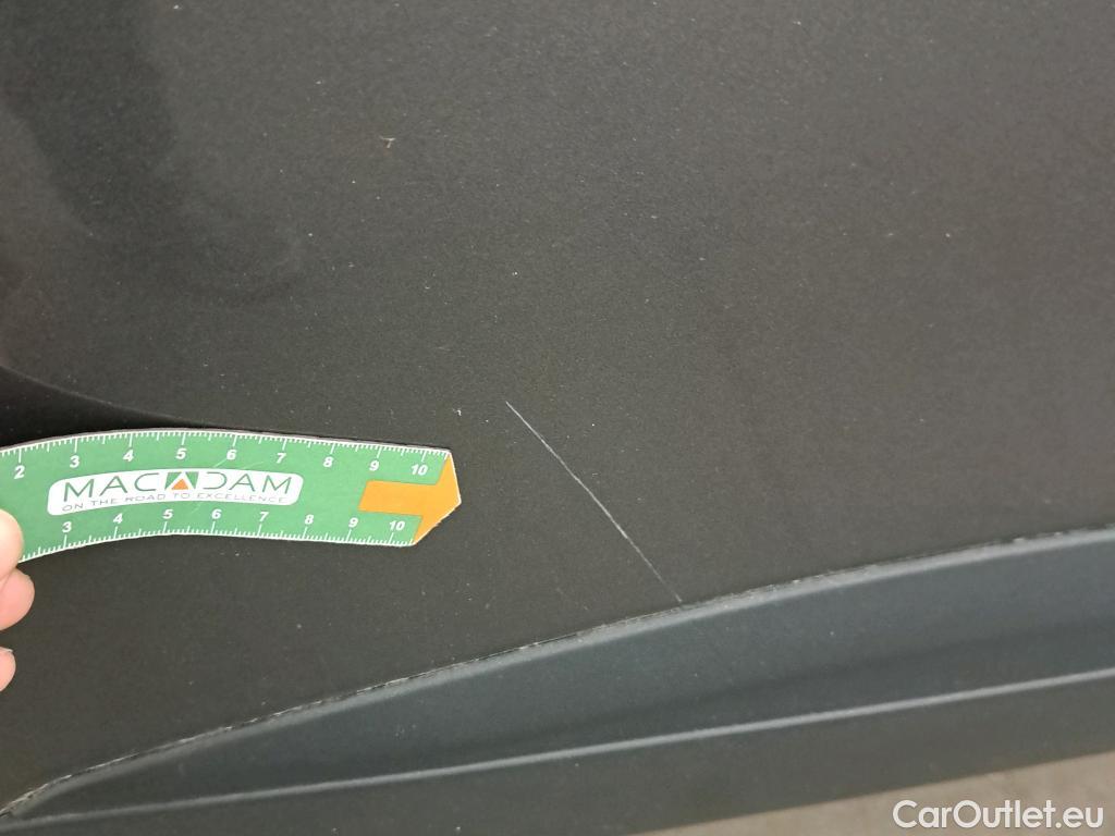  Peugeot  2008 PEUGEOT  / 2019 / 5P / todoterreno Active BlueHDI 81kW (110CV) #8