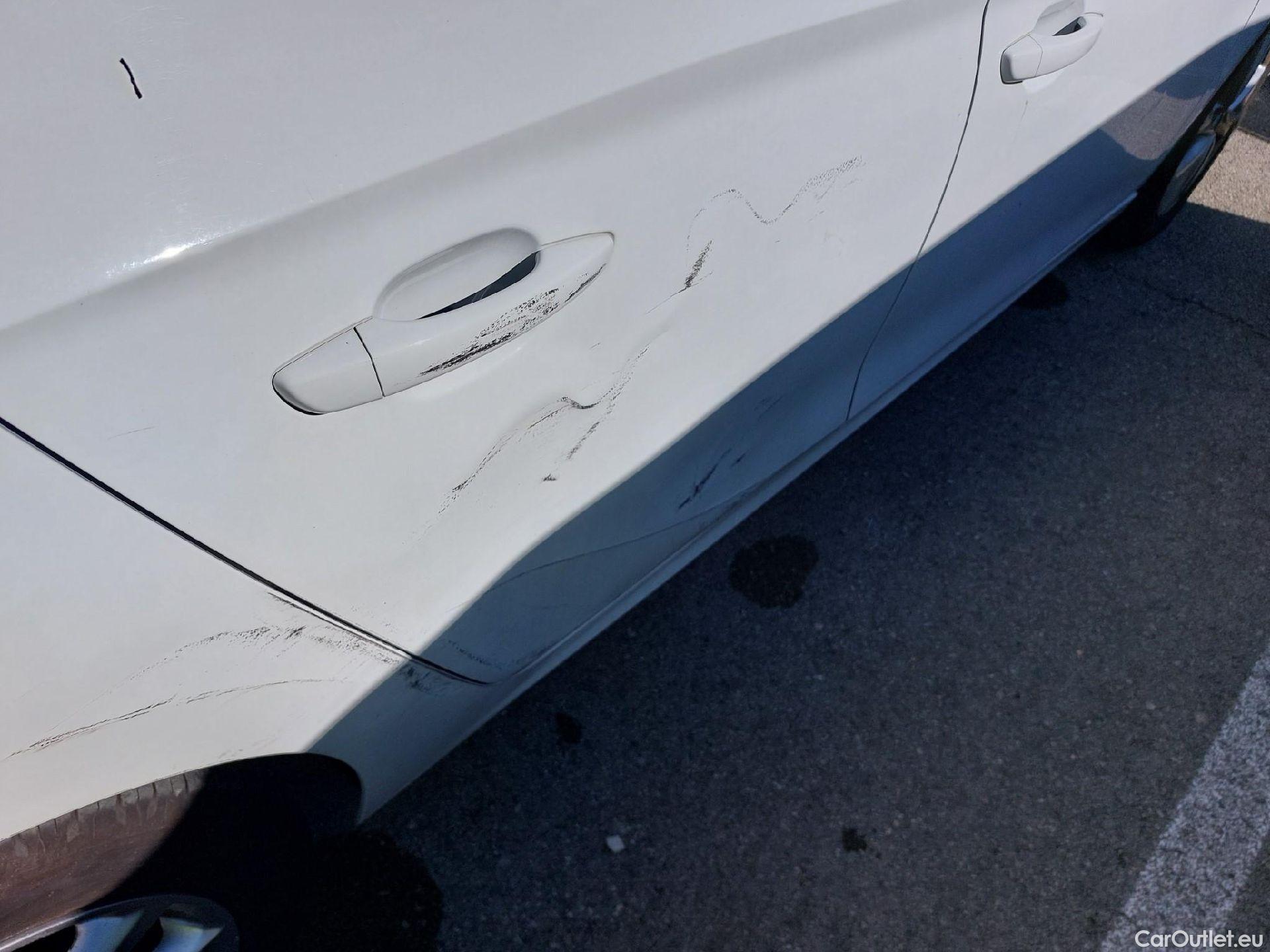  Opel  Corsa OPEL  1.2T XHL 74kW (100CV) Elegance #30