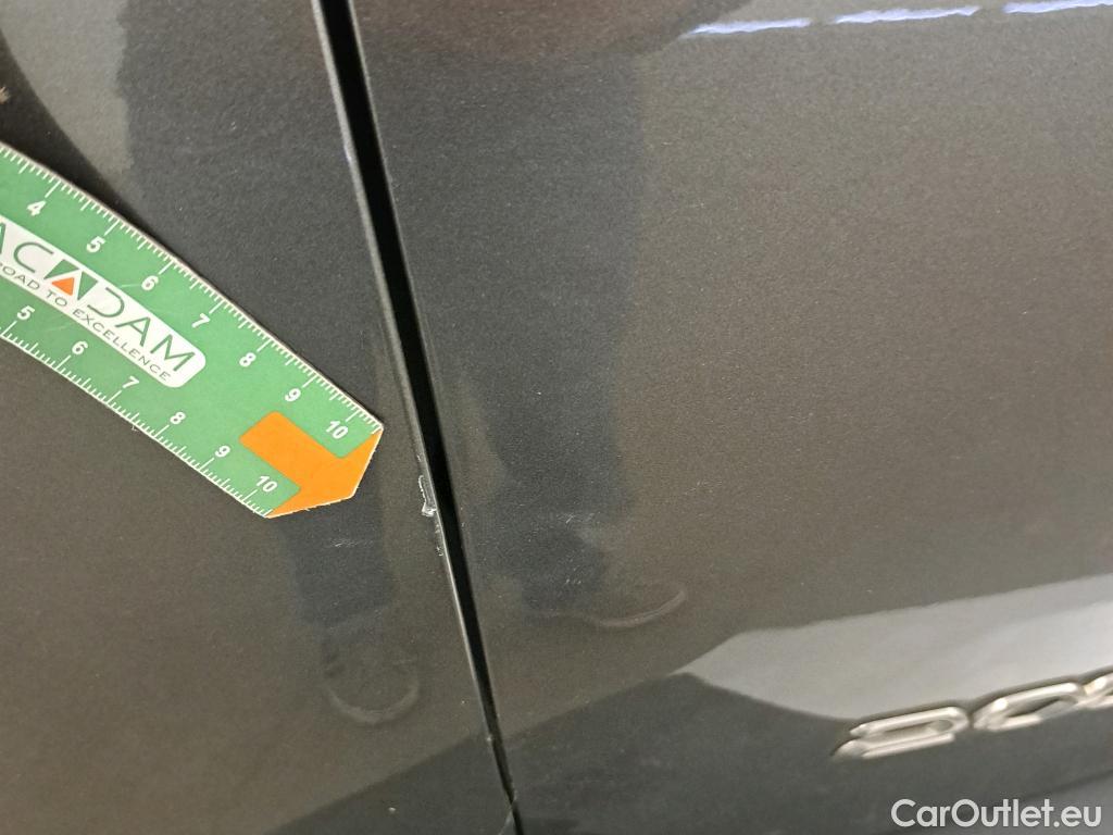  Peugeot  2008 PEUGEOT  / 2019 / 5P / todoterreno Active BlueHDI 81kW (110CV) #4