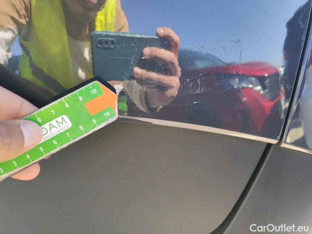  KIA  Sportage KIA  / 2022 / 5P / todoterreno 1.6 T-GDi MHEV 110kW (150CV) Drive 4x2 #6