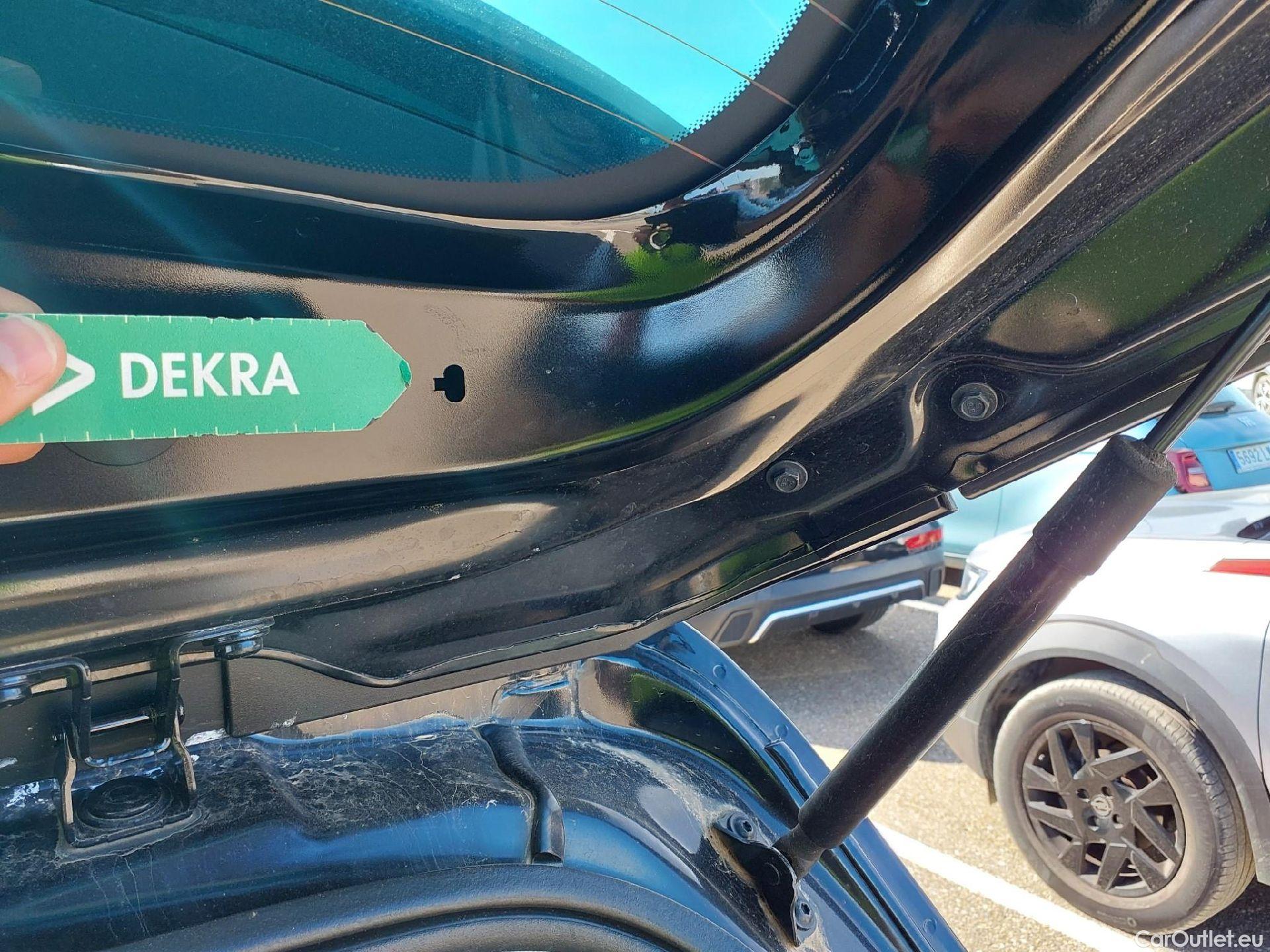  Opel  Crossland OPEL  / 2020 / 5P / crossover 1.2 96kW (130CV) Elegance Pack AT6 #2