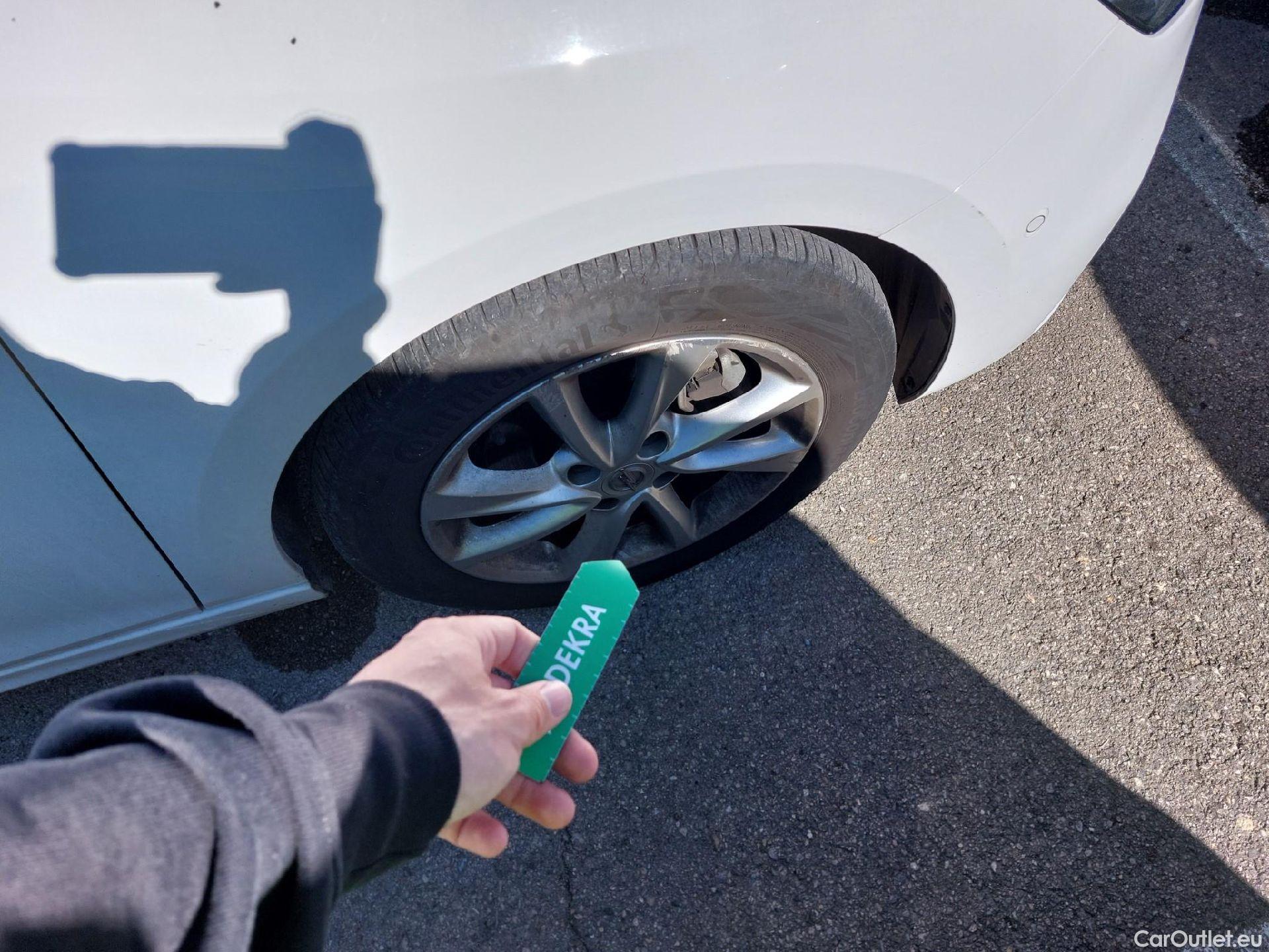  Opel  Corsa OPEL  1.2T XHL 74kW (100CV) Elegance #37