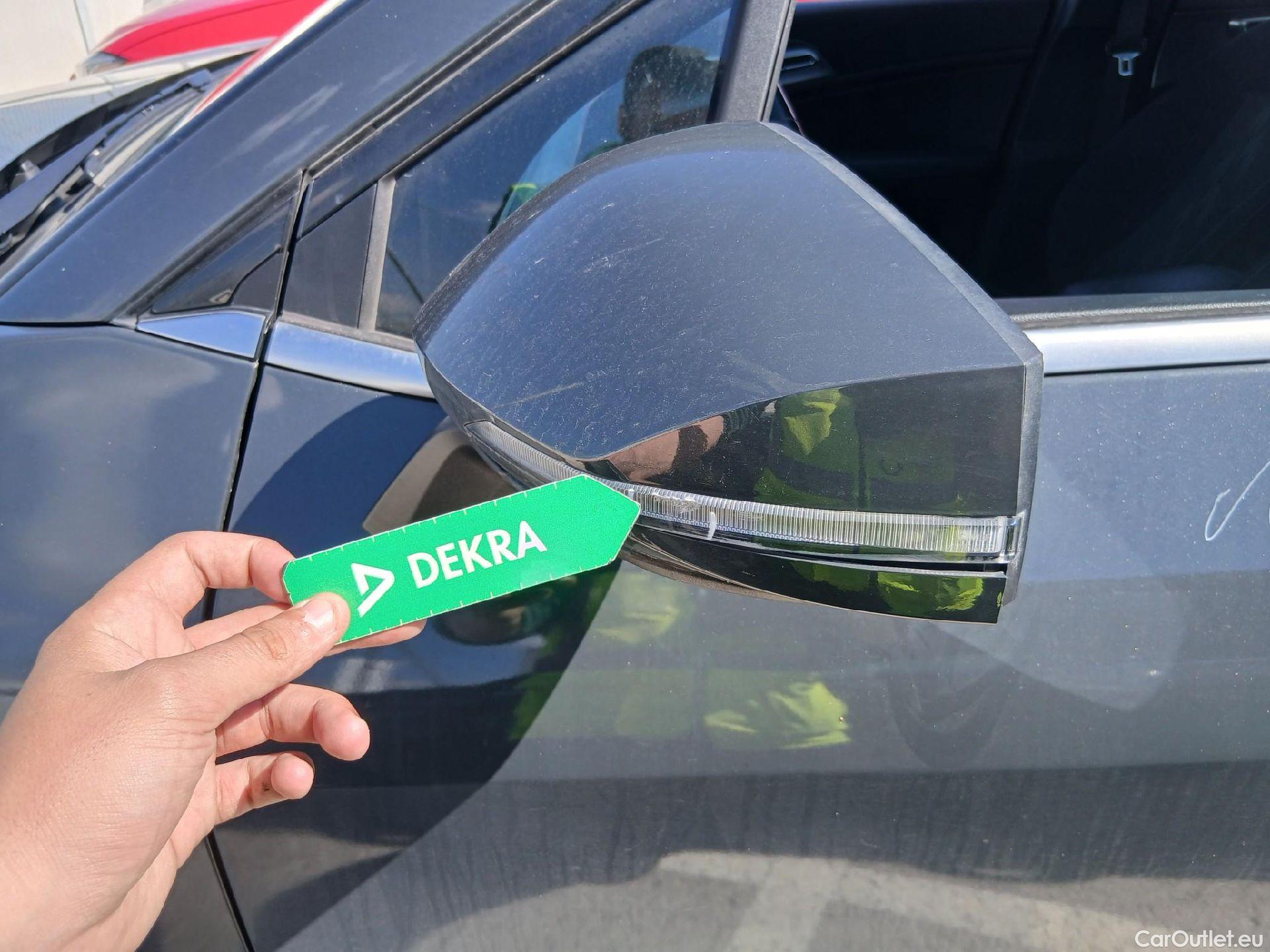  KIA  Sportage KIA  / 2022 / 5P / todoterreno 1.6 CRDi MHEV 100kW (136CV) Drive 4X2 #10