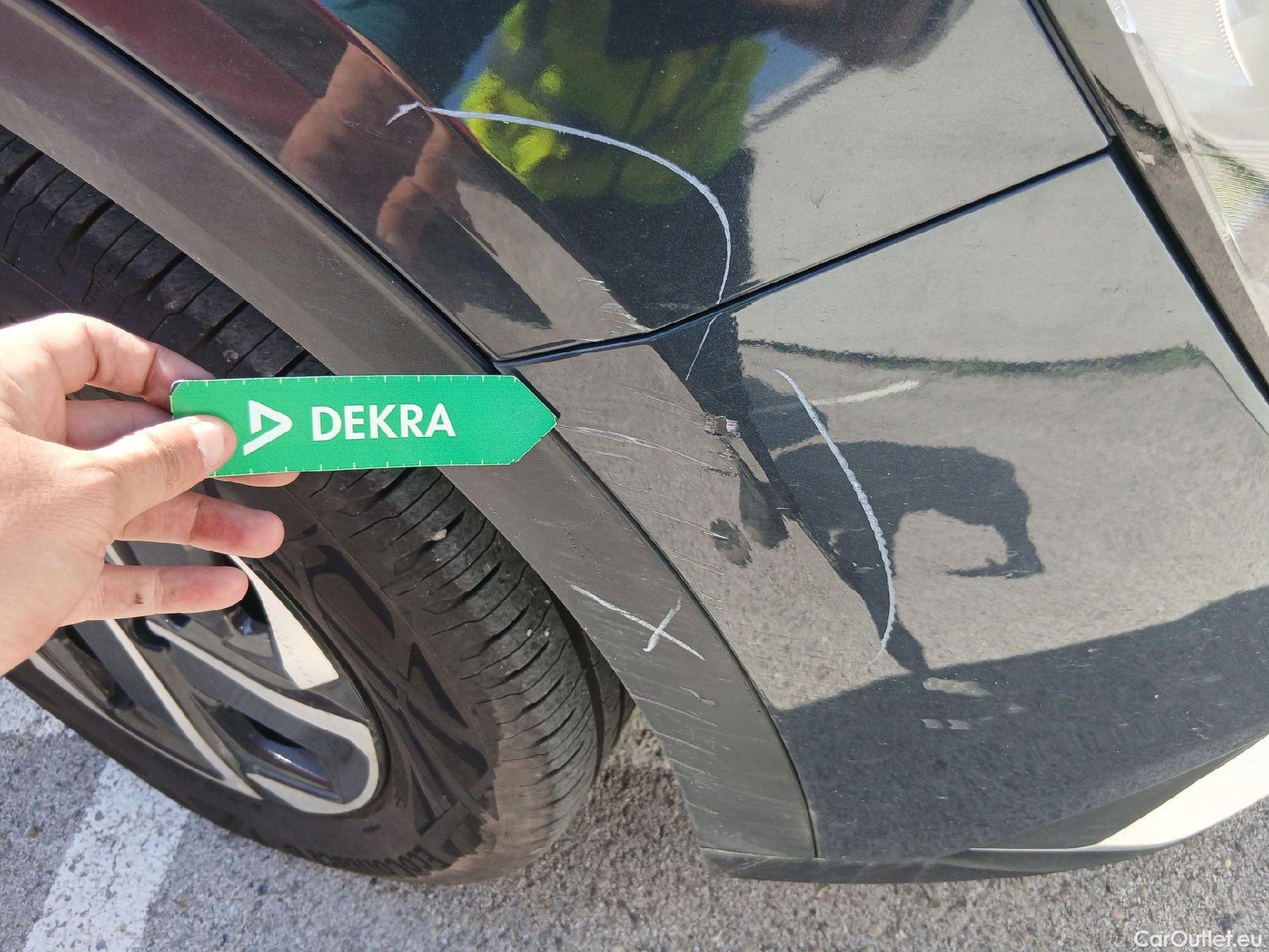  KIA  Sportage KIA  / 2022 / 5P / todoterreno 1.6 CRDi MHEV 100kW (136CV) Drive 4X2 #2