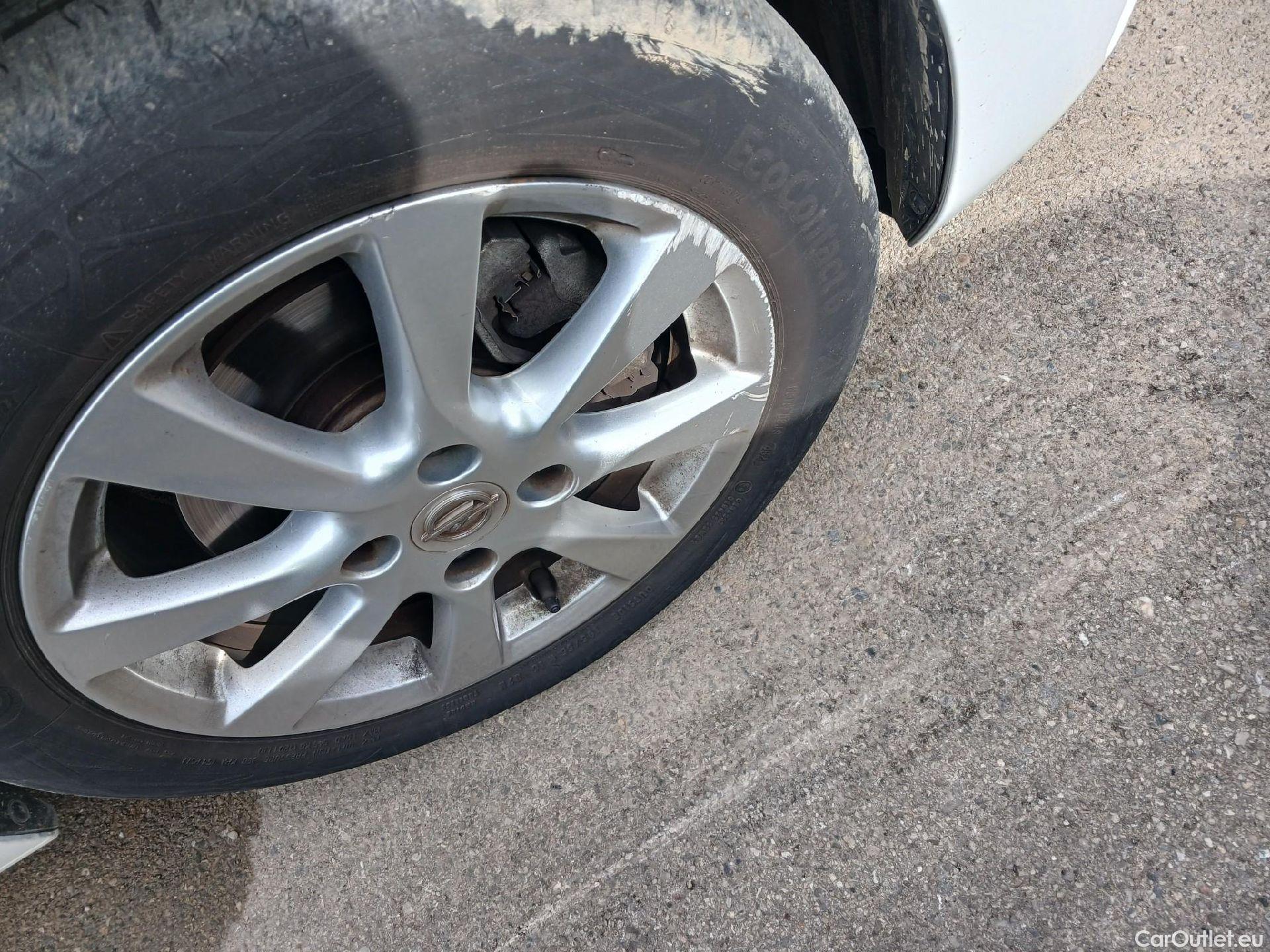  Opel  Corsa OPEL  / 2019 / 5P / berlina con portón 1.2T XHL 74kW (100CV) Edition (AC2) #4