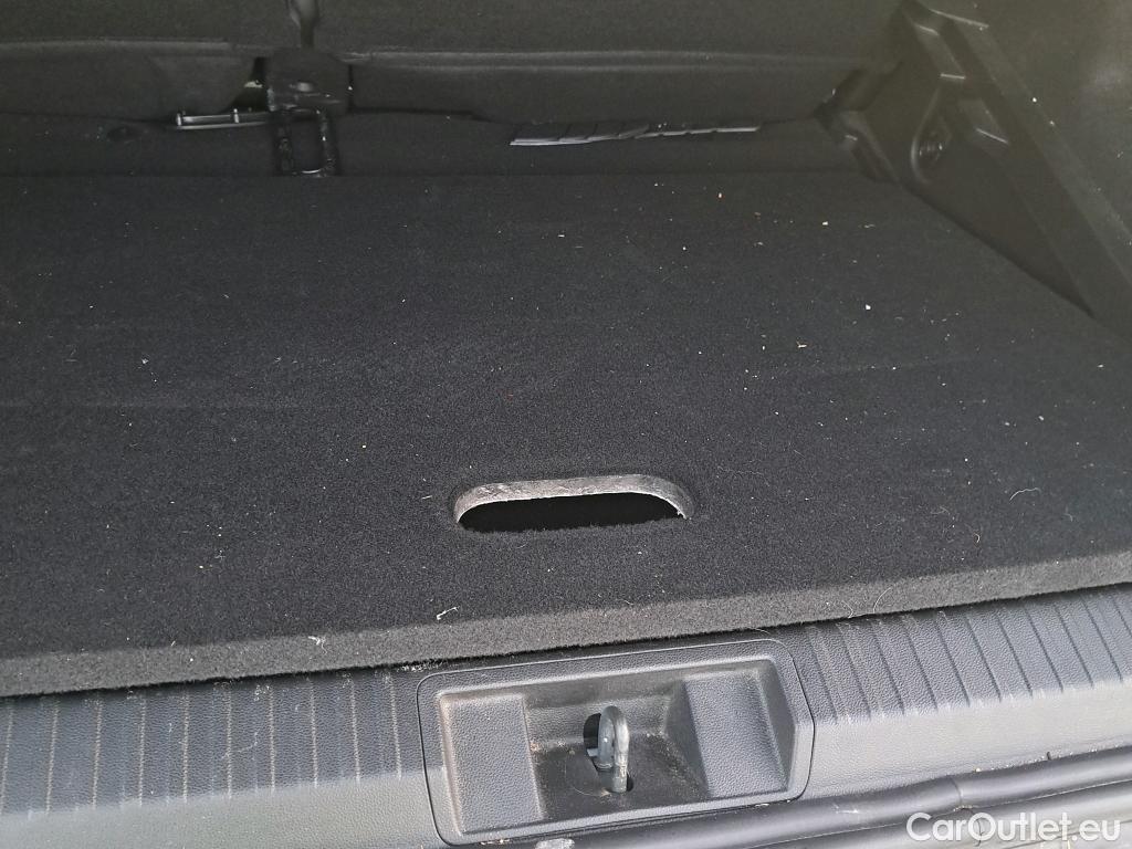  Renault  Captur RENAULT  / 2020 / 5P / todoterreno techno TCe 103 kW (140CV) EDC GPF #1