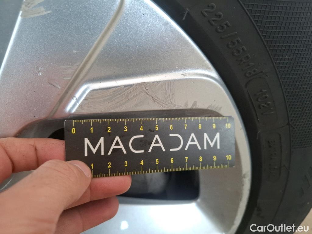  Citroen  C5 Aircross CITROEN  / 2018 / 5P / SUV Hybrid 225 ë-EAT8 Business #33