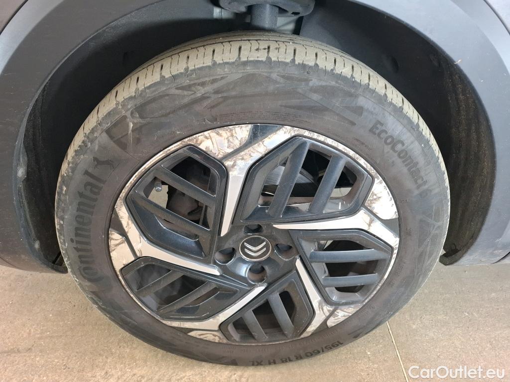  Citroen  C4  Berline Feel Pack 1.2 PureTech 130CV BVM6 E6d #27