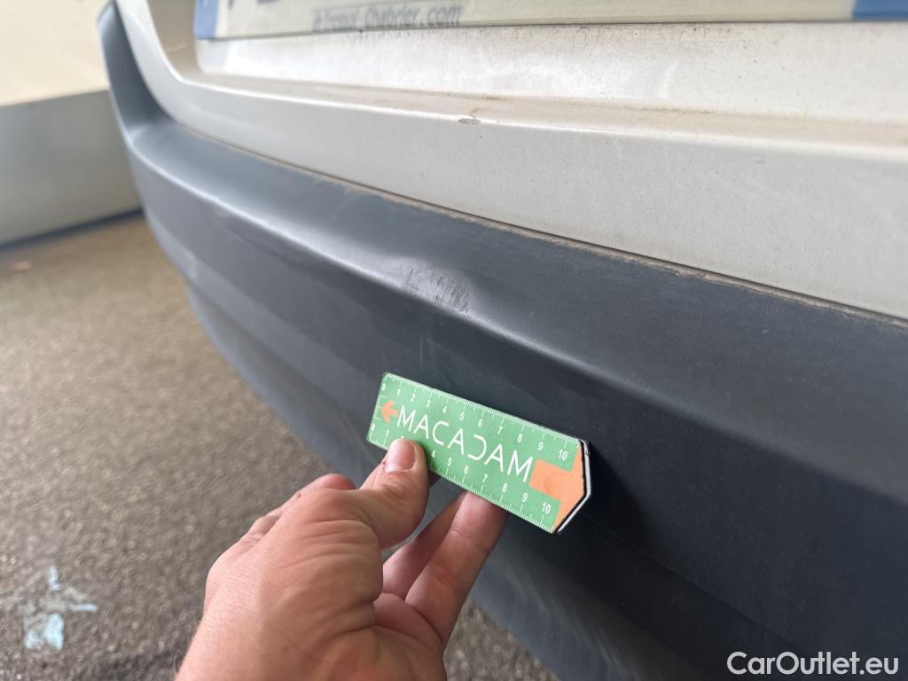  Citroen  C3  Société Feel Nav 1.2 PureTech 80CV BVM5 E6 #10