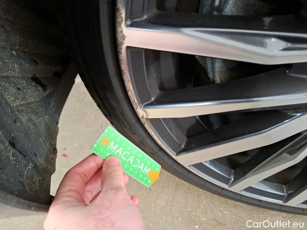  Bmw  Serie 1 BMW Série 1 / 2019 / 5P / Berline 1.5 118I DKG7 Business Design #24