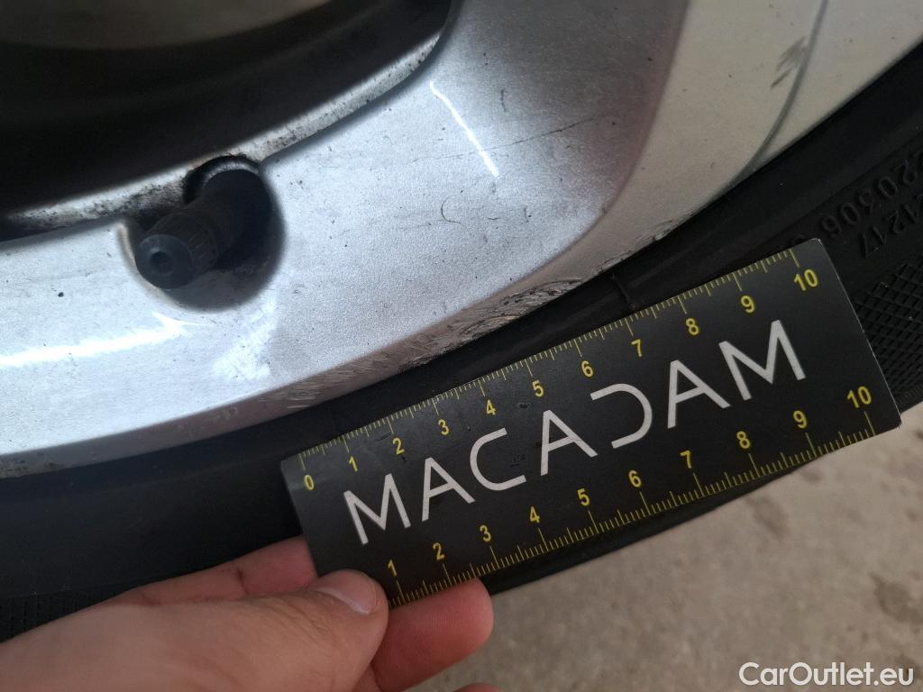  Citroen  C5 Aircross CITROEN  / 2018 / 5P / SUV Hybrid 225 ë-EAT8 Business #35