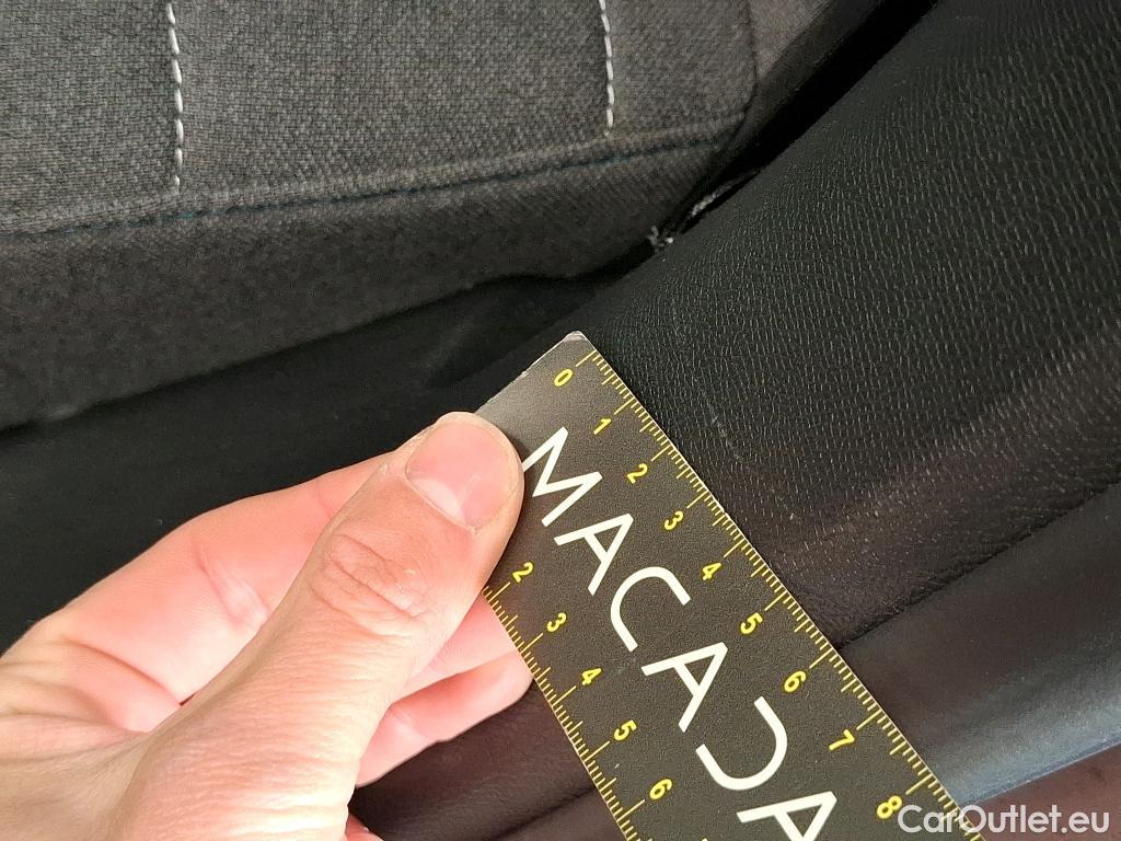  Citroen  C4  Berline Feel Pack 1.2 PureTech 130CV BVM6 E6d #44