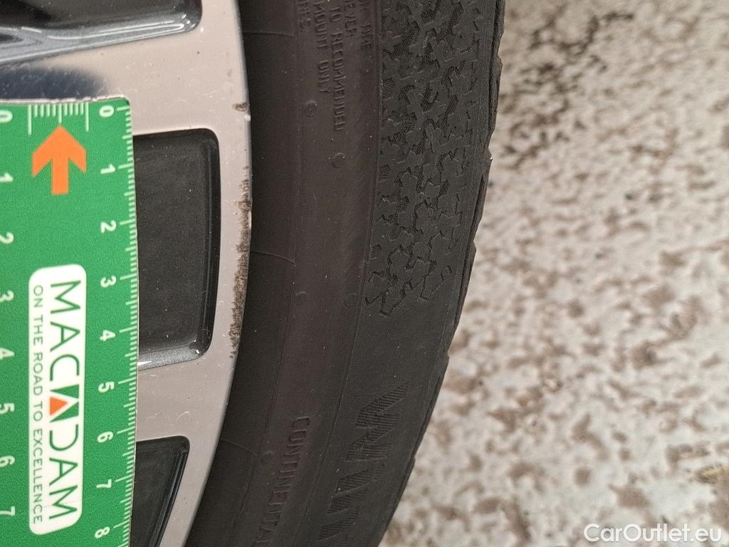  Bmw  Serie 1 Série 1 Berline 118 d Lounge 2.0 150CV BVA8 E6d #15