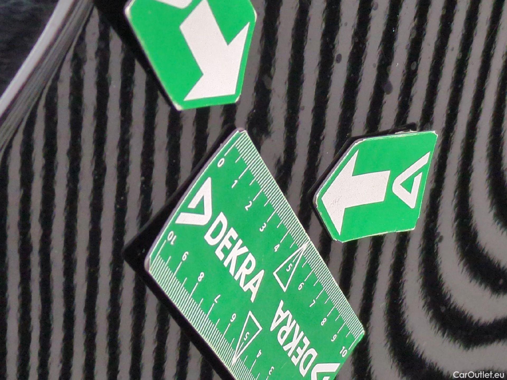  Citroen  C4 CITROEN  X / 2022 / 4P / Berline PureTech 130 S&S EAT8 Feel Pack #21