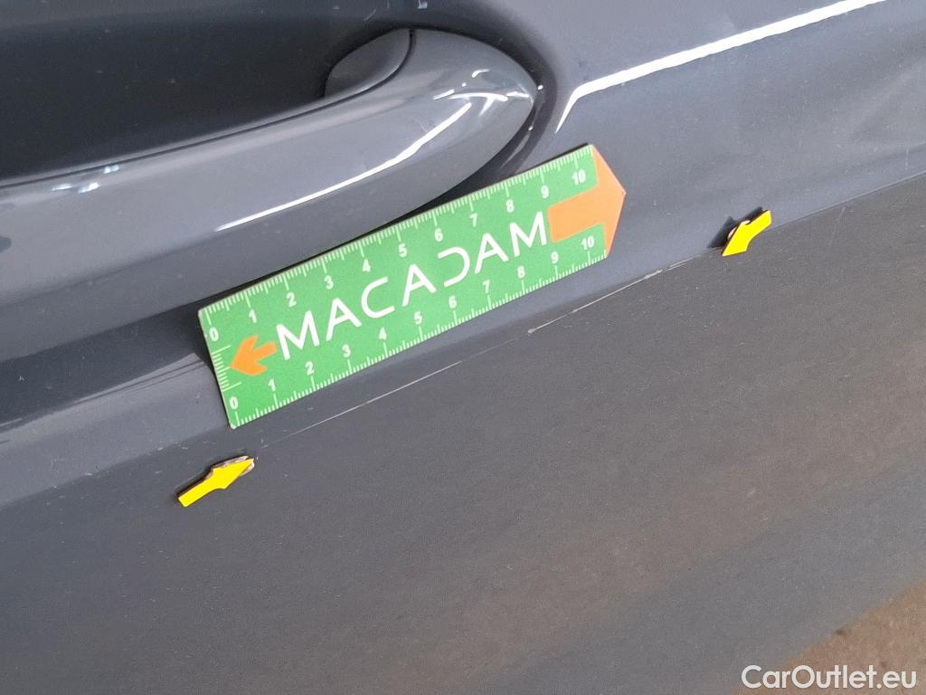  Bmw  Serie 1 BMW Série 1 / 2019 / 5P / Berline 1.5 118I DKG7 Business Design #5