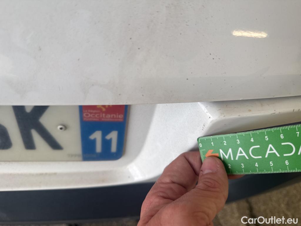  Citroen  C3  Société Feel Nav 1.2 PureTech 80CV BVM5 E6 #19