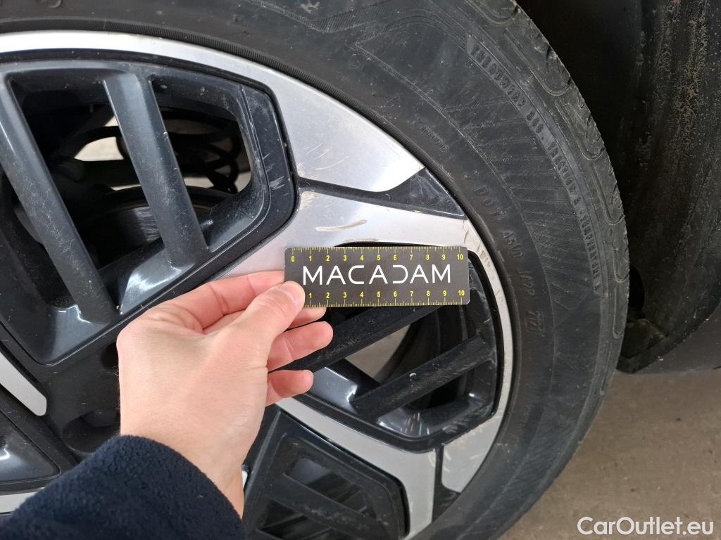  Citroen  C4  Berline Feel Pack 1.2 PureTech 130CV BVM6 E6d #42