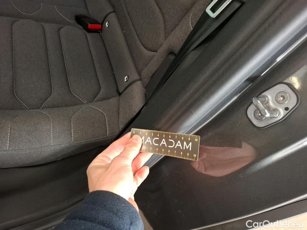  Citroen  C4  Berline Feel Pack 1.2 PureTech 130CV BVM6 E6d #18